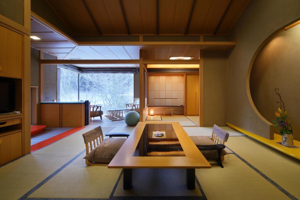 Bettei Senjyuan Hotell Minakami Rum bild