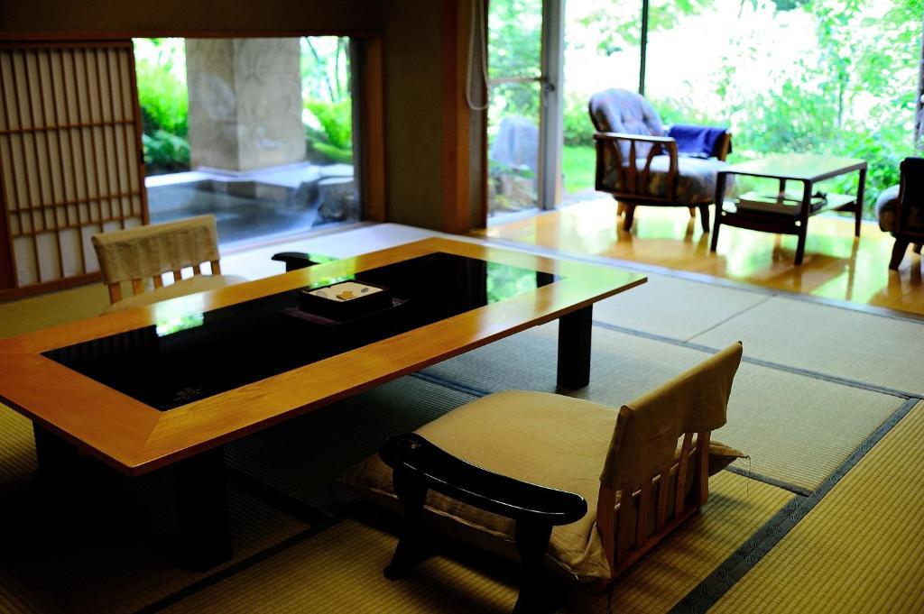 Bettei Senjyuan Hotell Minakami Exteriör bild